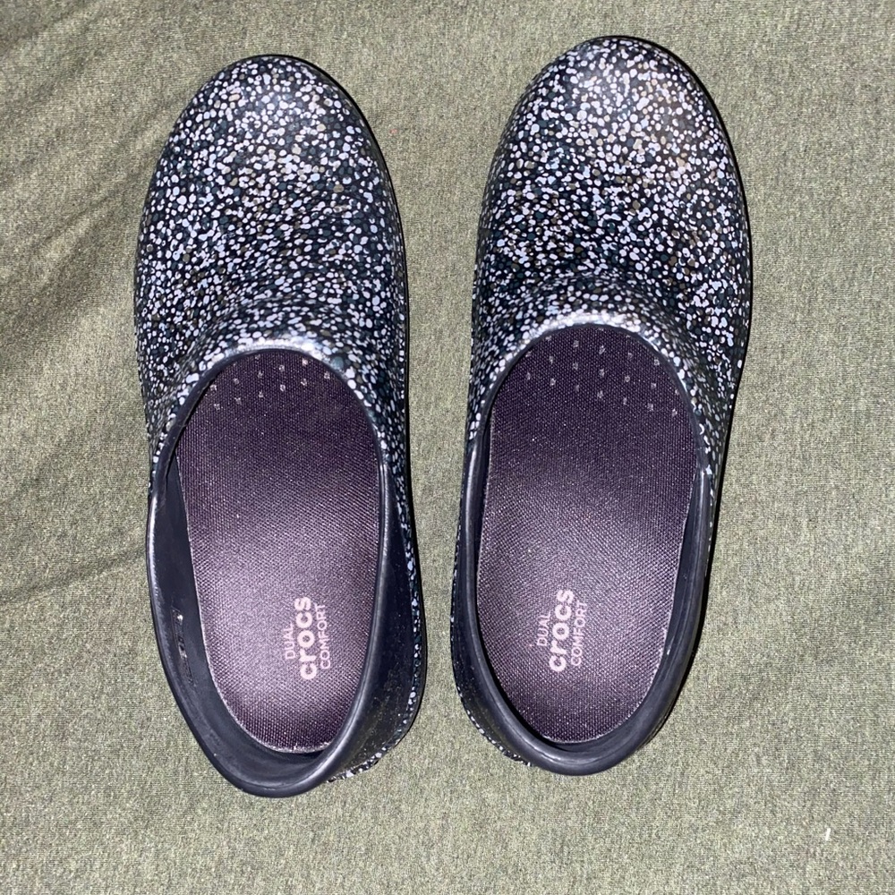 Crocs nursing clogs. Size 9